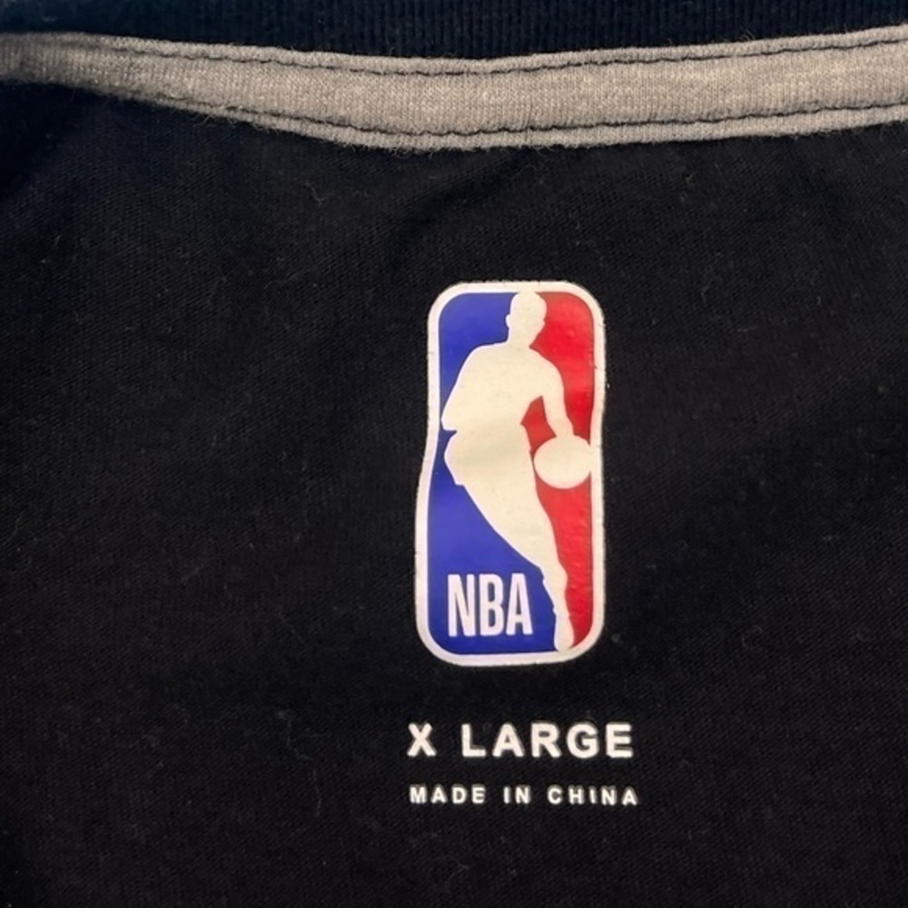 NBA Houston Rockets Basketball Graphic Tee - Picture 3 of 3